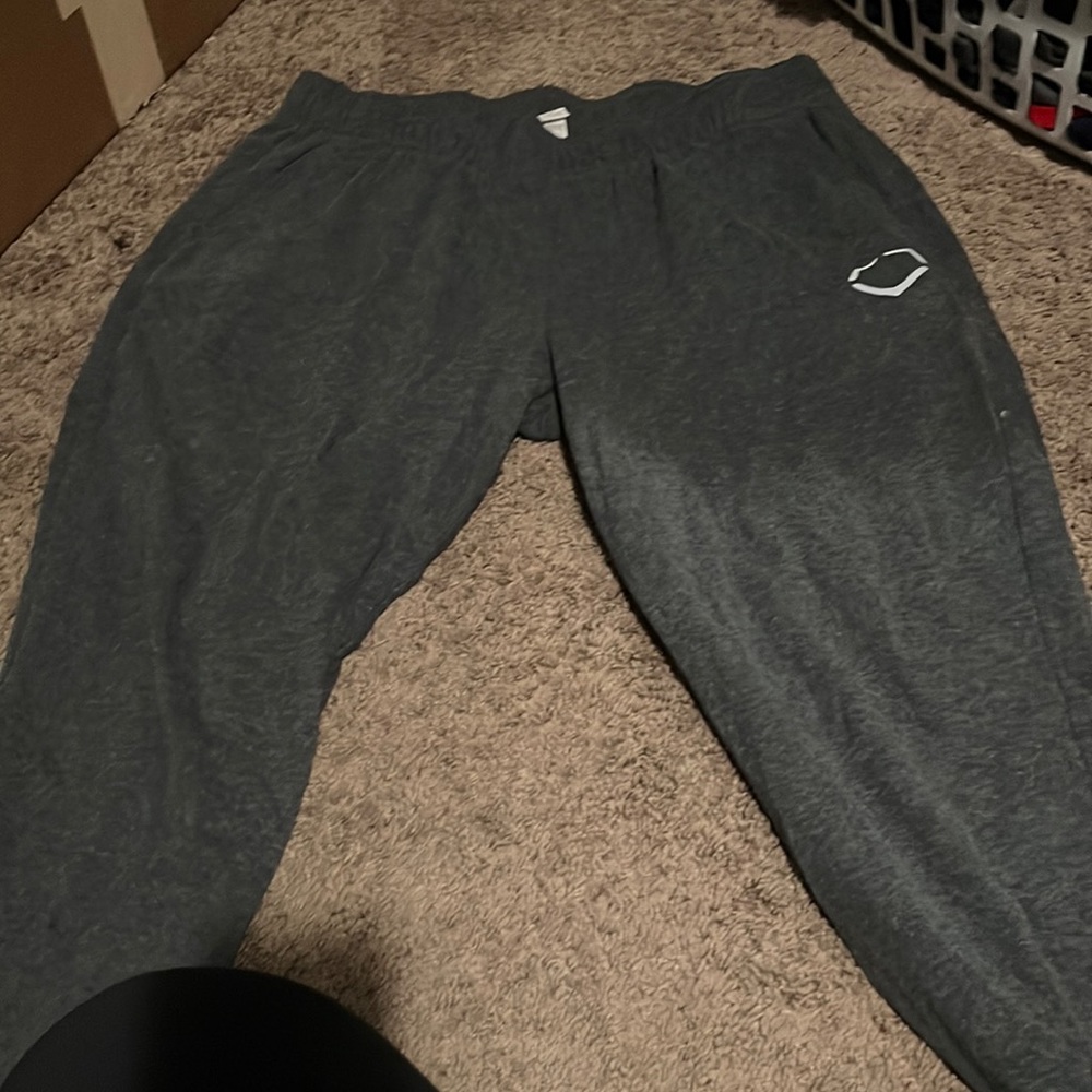 Evoshield women’s sweatpants